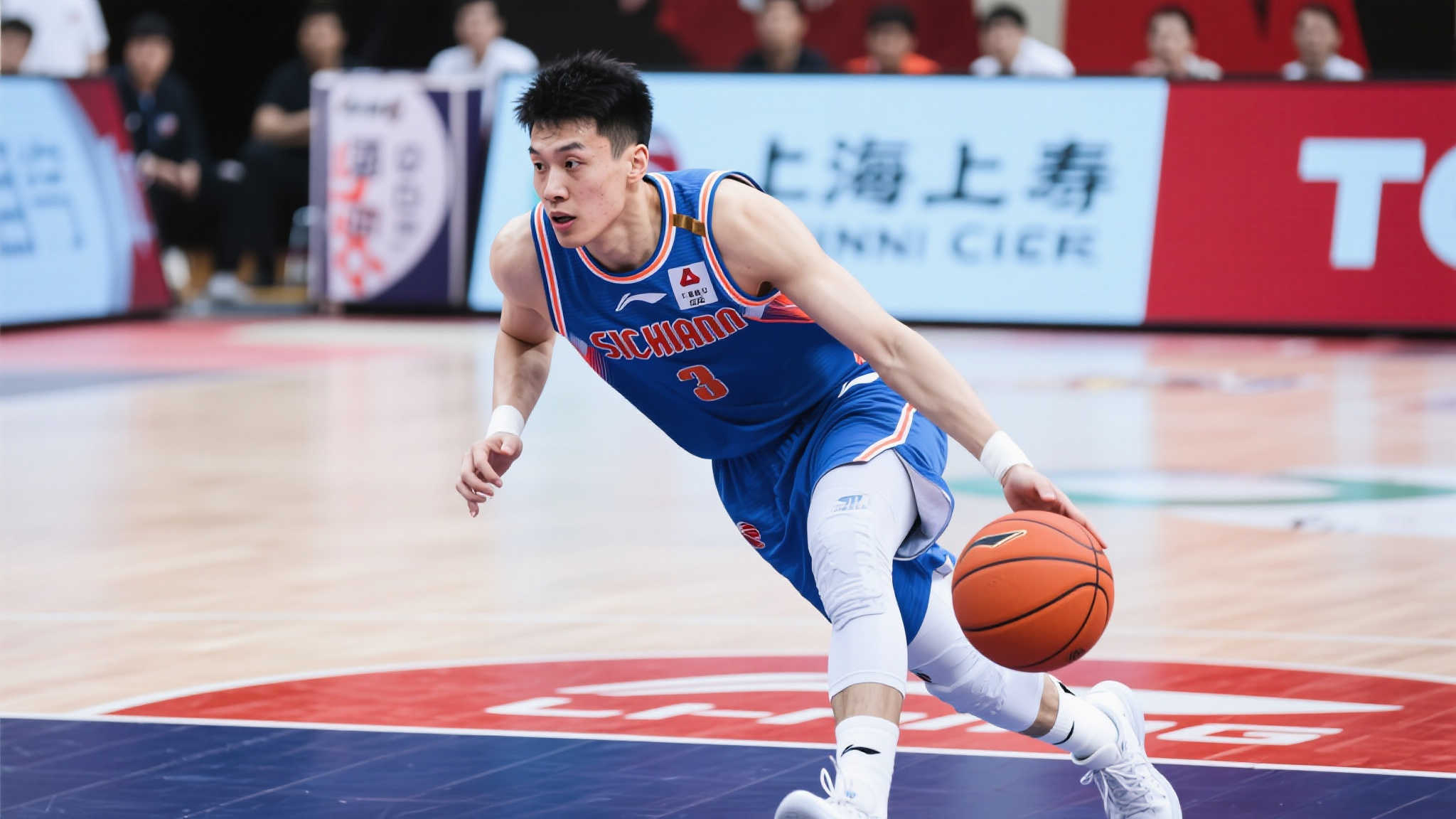 給球隊中場 給球隊中場